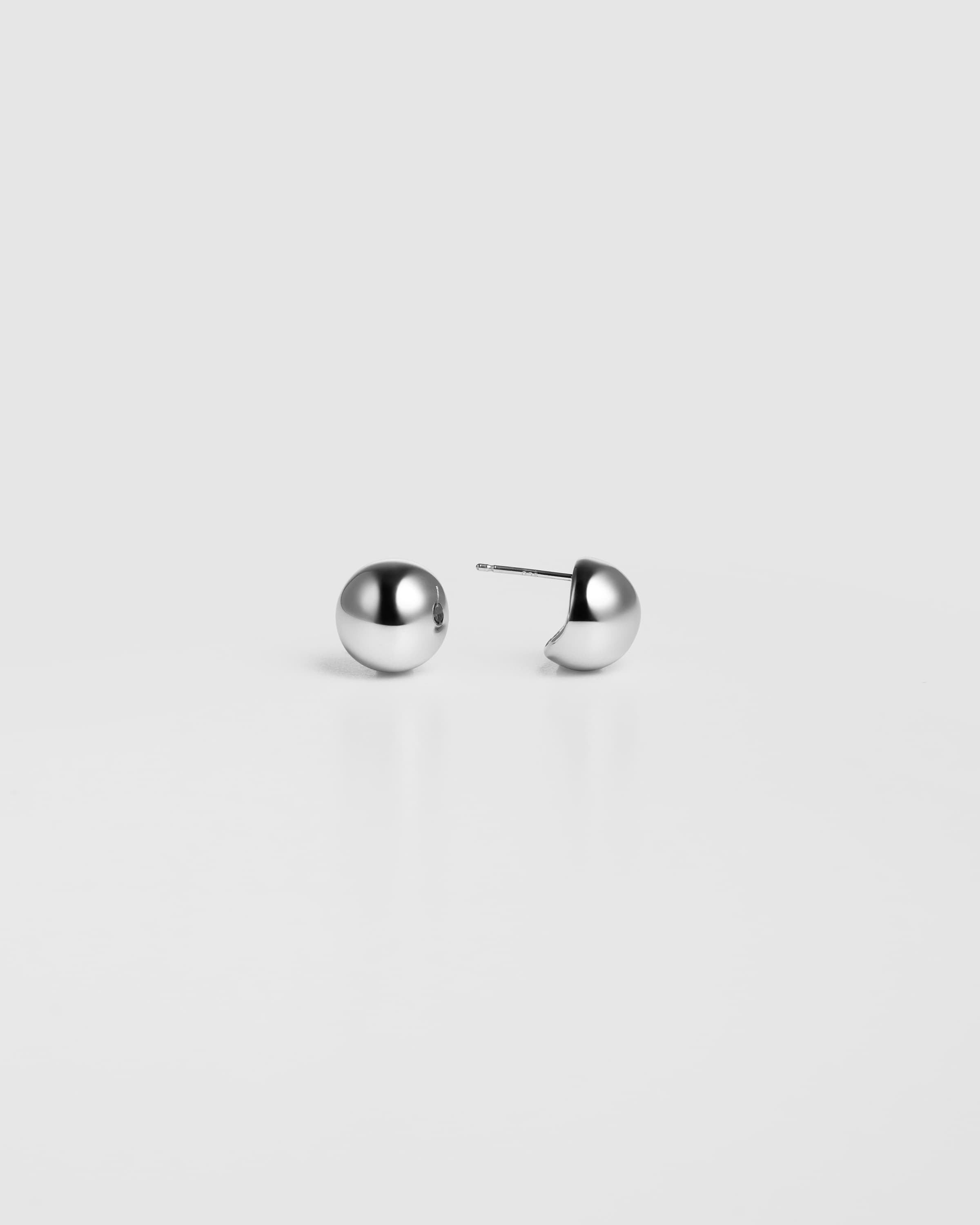 Light Dome Studs [S] - 2